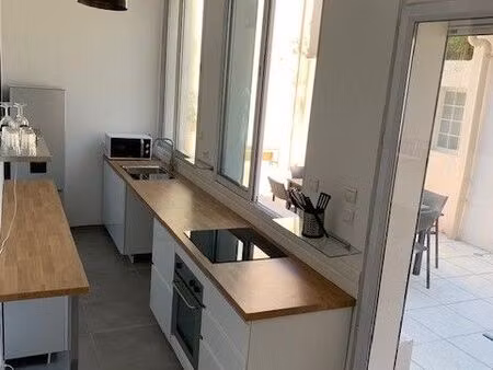 t2 meublé avec terrasse de 40m² - quartier périer
