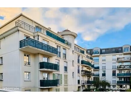 charmant studio bis (33 m2) à villejuif  à 10 mn paris