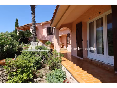 maison de luxe à vendre à laroque-des-albères