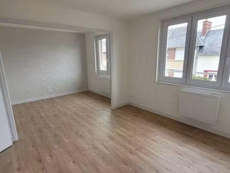 bel appartement 3 pièces rénové