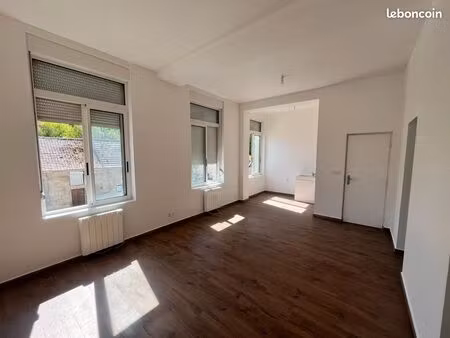 appartement 46 m2 1er étage exposition plein sud