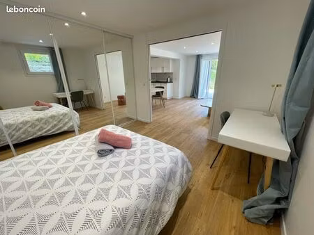 bel appartement neuf et meublé