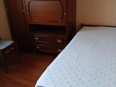chambre meublee
