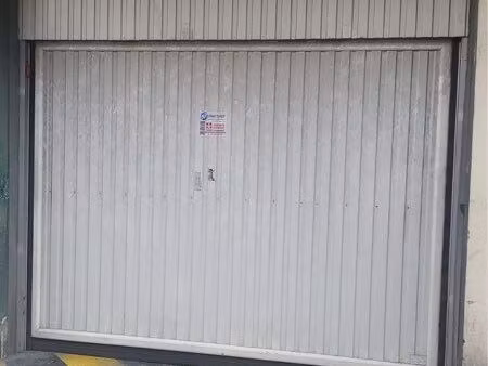 grands boxes location aubervilliers sécurisé