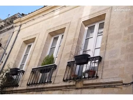 bordeaux capucins : location estival appartement 3 pièces. (de 1 à 3 mois : bail mobilité)
