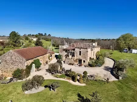 maison de luxe à vendre à villefranche-du-périgord