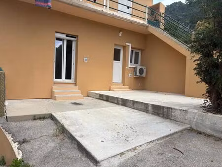 location appartement 3 pièces 60m² peillon 06440