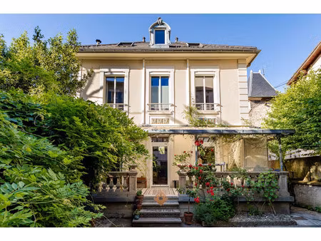 maison de luxe à vendre à grenoble