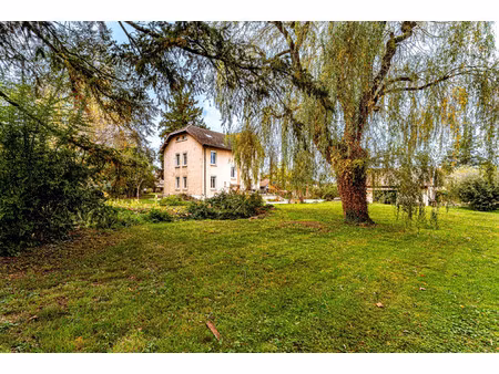 villa de luxe à vendre à chamagnieu