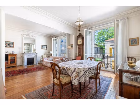 appartement de luxe à vendre dans le quartier daumesnil