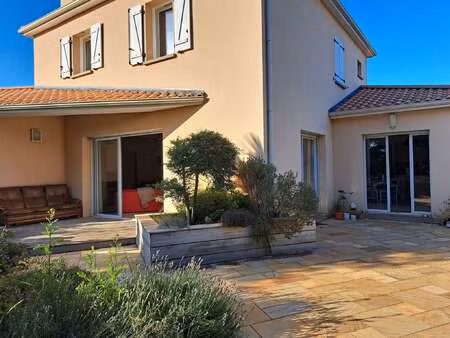 vente maison à haute-goulaine (44115) : à vendre / 190m² haute-goulaine