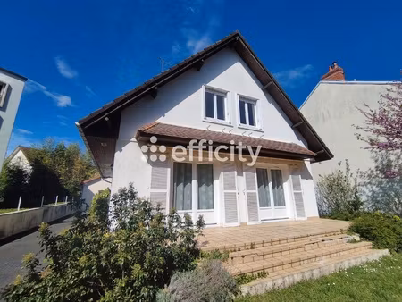 maison 7 pièces - 120 m²