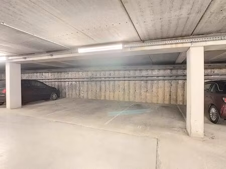 parking à louer à rue du marche au jambon 13/14 tournai (vbe29086)