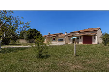 maison 107 m2 avec studio indépendant  garage et terrain de