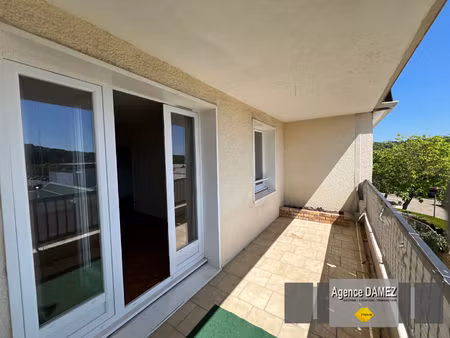 à vendre - dourdan : appartement t3 de 69 m² avec terrasse et garage - proche commerces