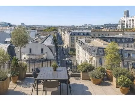 5 pieces en etage avec balcon