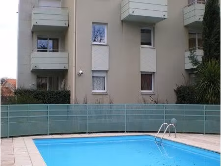 t1 meublé dans résidence avec piscine – rangueil toulouse