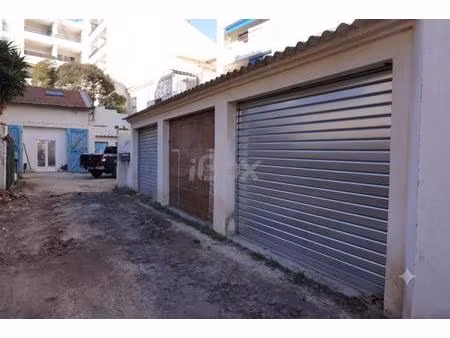 garage