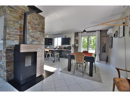maison familiale de 6 pièces de 134 m² avec classement energétique b sur bonchamp