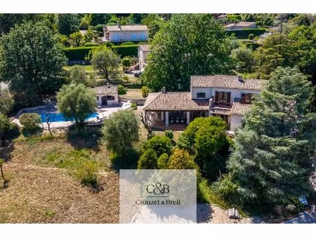 maison provencale piscine vue baou saint jeannet
