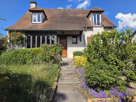belle maison de 140m2 situé au plessis-trévise