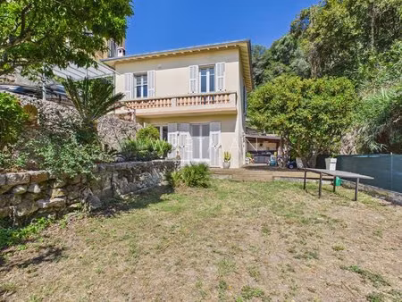 charmante maison bourgeoise avec jardin et parkings - menton