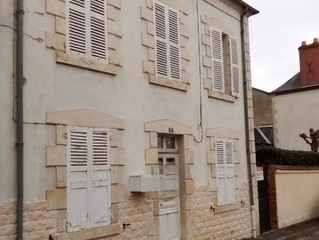 maison 3 chambres  terrasse et dépendances