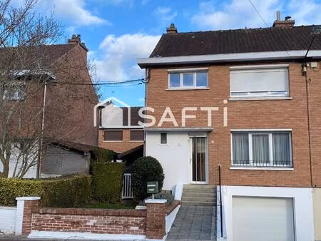 maison de ville avec 3 ch - jardin - garage - sous-sol