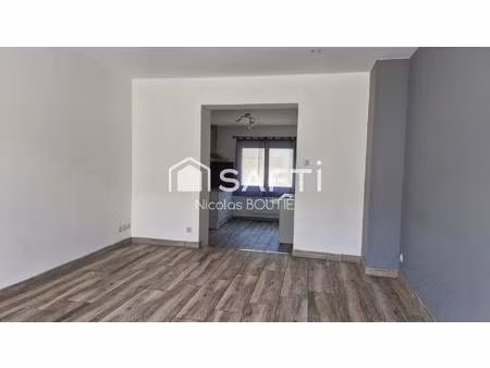 maison de village traversante de 60 m²