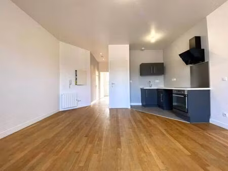 la halle de l immobilier cedric dos santos