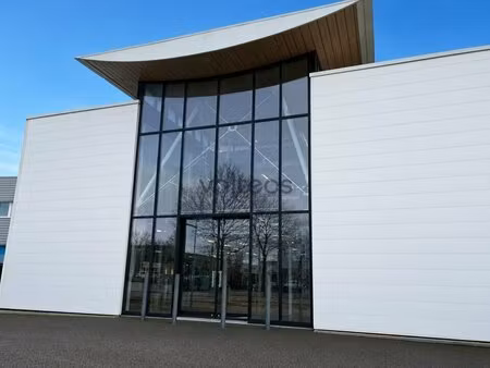 location entrepôt 450 m²