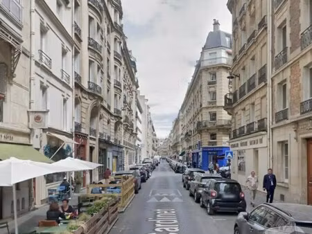 location commerce paris 75017 92m²