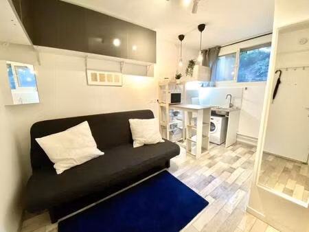 studio meublé  refait à neuf proche gare
