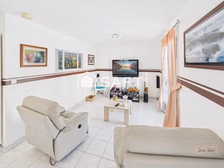 maison 5 pièces de 95 m² avec piscine