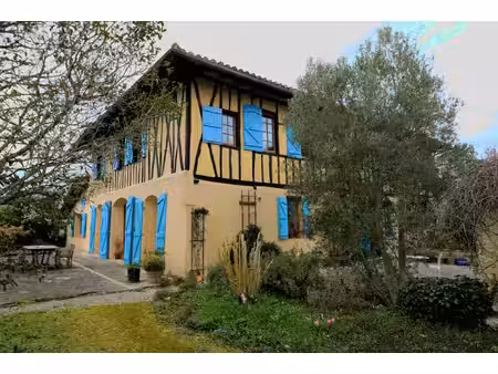 superbe ferme restaurée dans son parc arboré de 5517m2 proxi