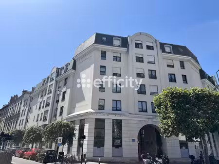 local commercial 3 pièces - 88 m²