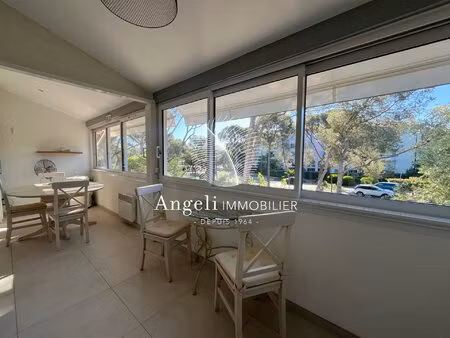 saint aygulf : appartement renove - dernier etage