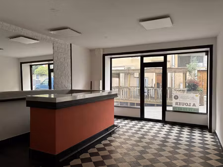 location commerce 30 m² à annonay (07100)