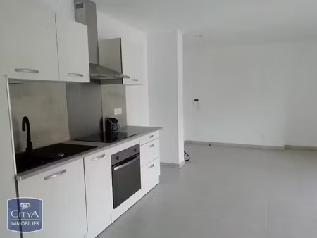 appartement à louer 2 pièces 42.39 m² - istres (13) - 781€