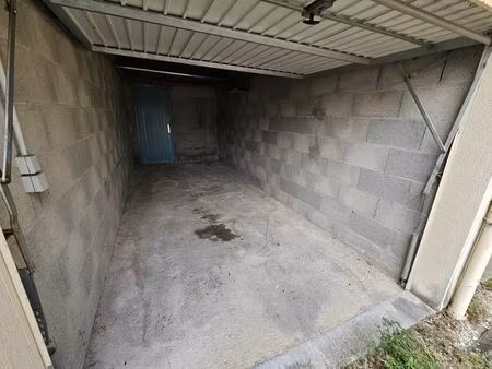 location parking chalamont 01320