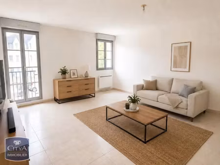 appartement à louer 3 pièces 70.75 m² - saumur (49) - 605€