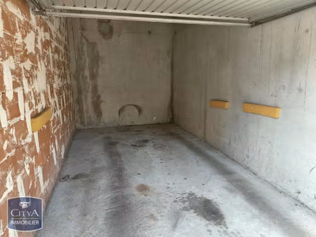 parking à louer 16 m² - limoges (87) - 60€