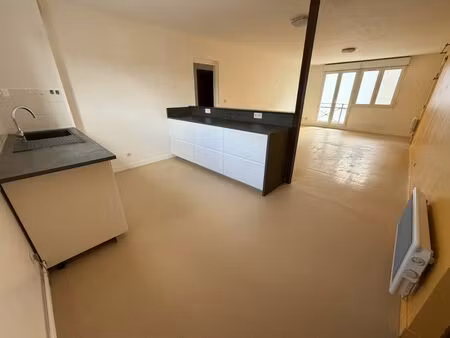location appartement 3 pièces 69m² chalamont 01320