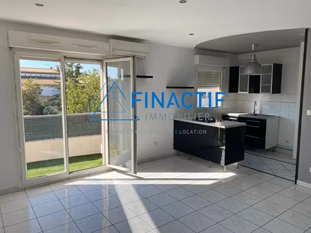 location appartement 2 pièces 46 m² à miramas (13140)