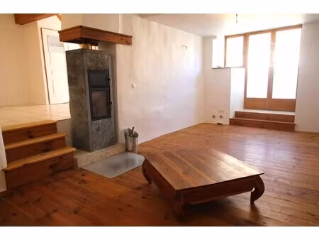 maison atypique a puivert