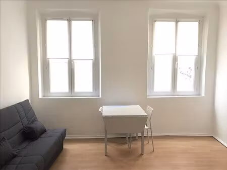 studio meublé de 23 43 m² - aix-en-provence centre-ville