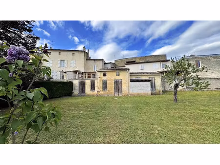 vente maison 4 pièces 110 m² à castillon-la-bataille (33350)  190 000 €