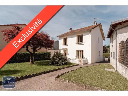 maison à vendre 5 pièces 111 m² - cusset (03) - 165 000€
