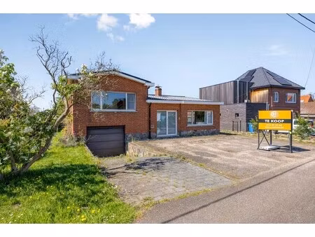 vrijstaande woning op perceel van 16are