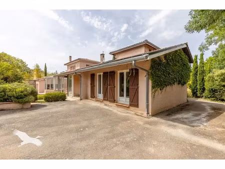 vente maison 7 pièces 233 m² mondouzil (31850)